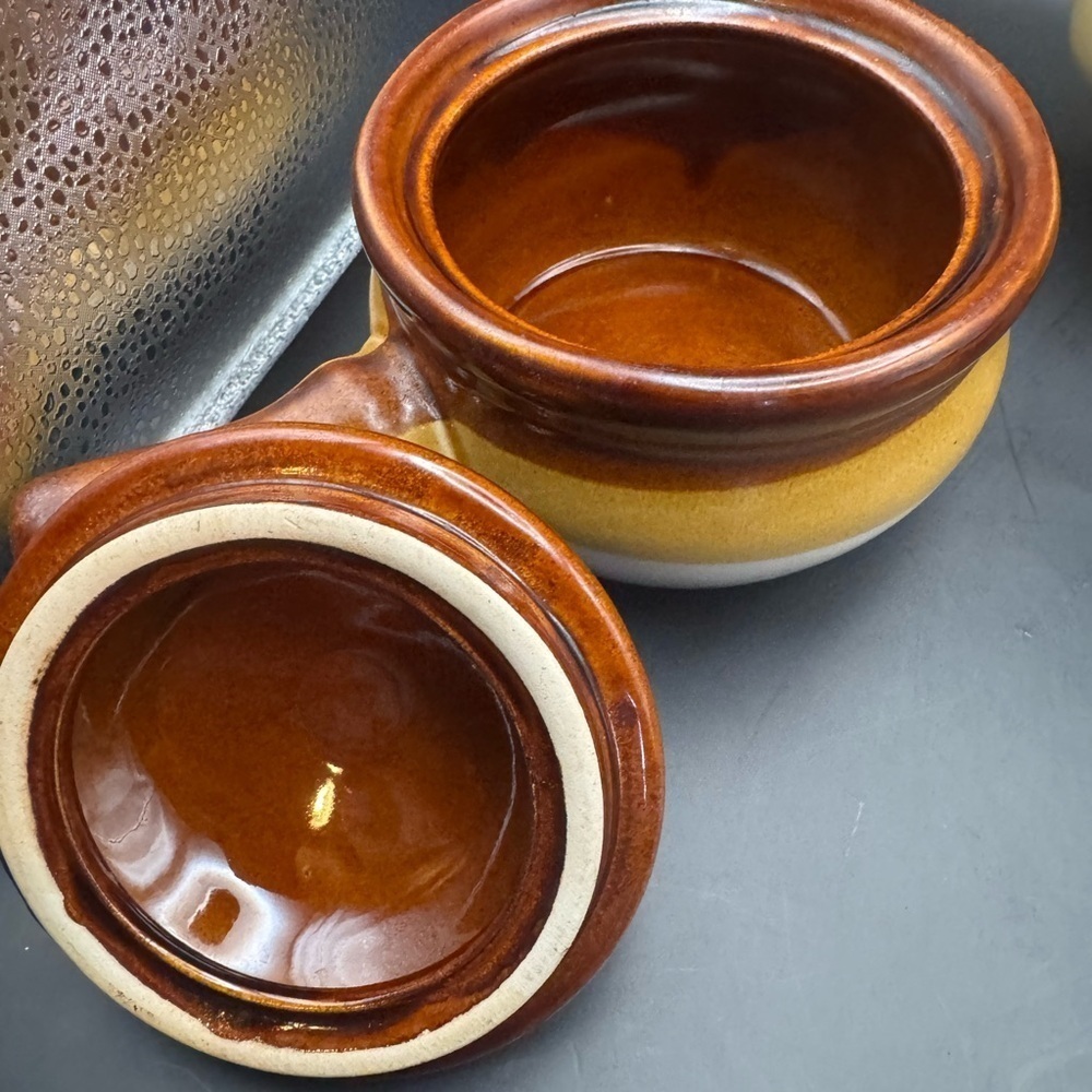 Vintage Brown and Tan Teapot And Two Bowls With Handles And Lids Stoneware Set - Picture 7 of 14